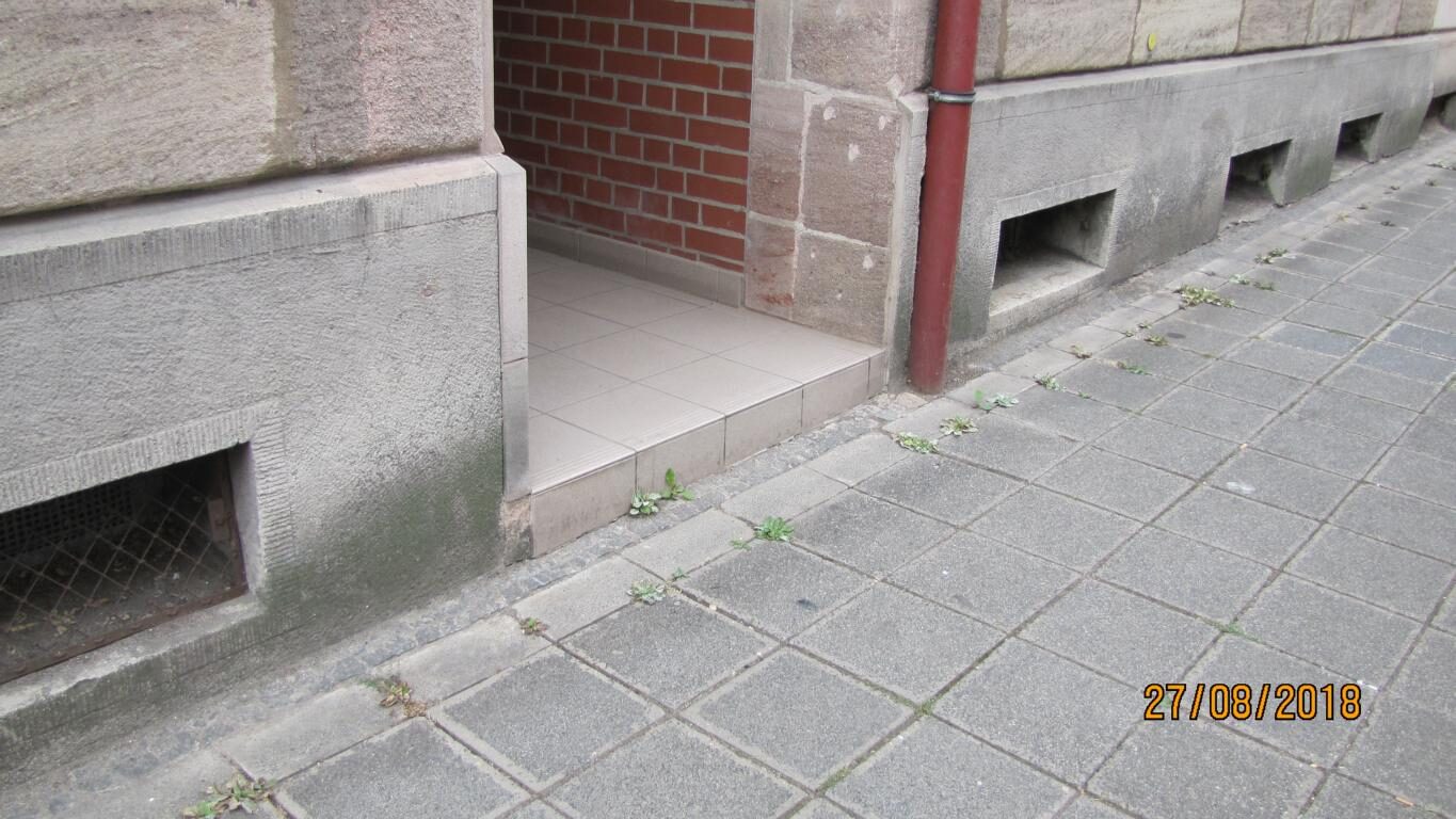 Sockelbekleidung aus deutschem Granit