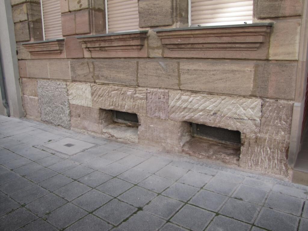 Sockelbekleidung aus deutschem Granit