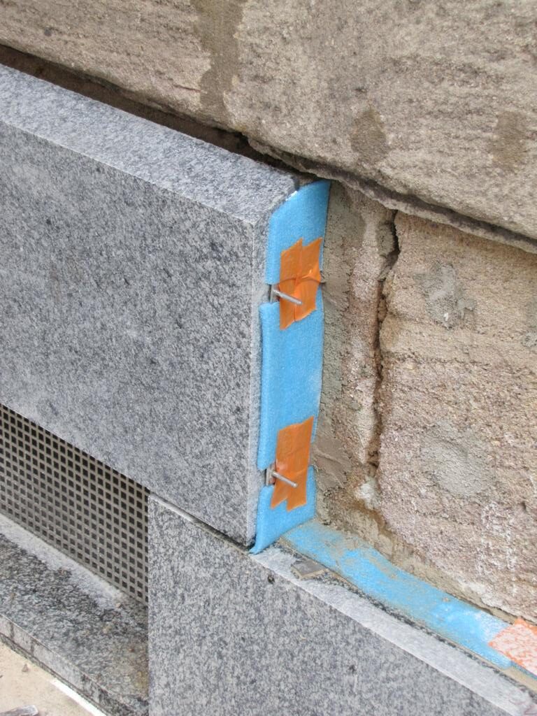 Sockelbekleidung aus deutschem Granit