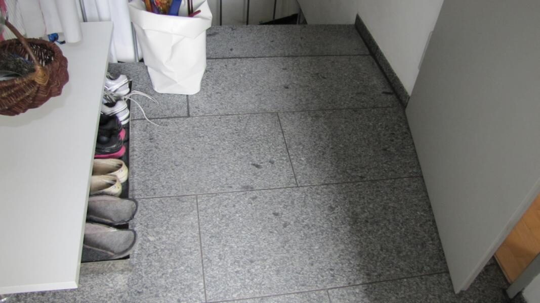 Flur und Eingang neu belegt