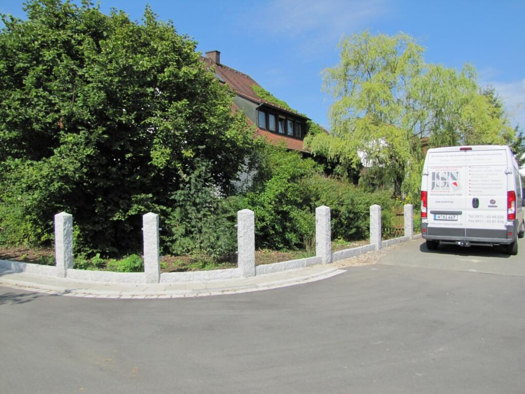 Gartenpfeiler aus Naturstein