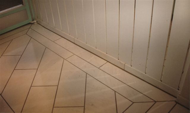 Innenböden aus Marmor im Diagonalverband