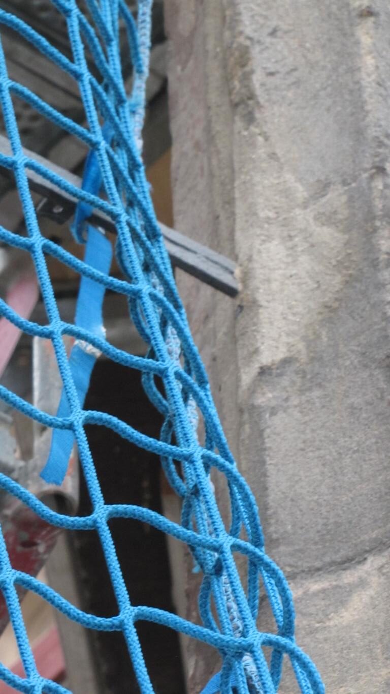 Katharinenruine: Maßwerkfenster gesichert