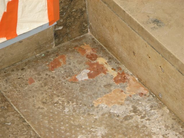 Kellerboden gereinigt und geschliffen