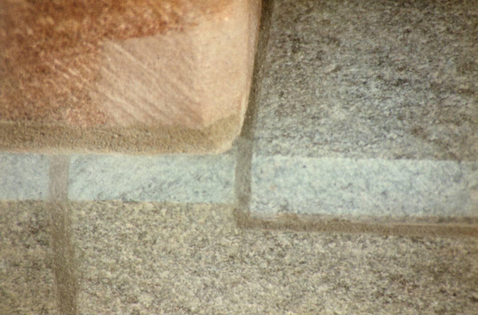 Sandsteinfläche neu aufgemauert