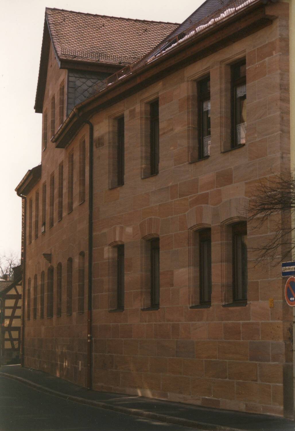 Hausfassade aus Sandstein instand gesetzt