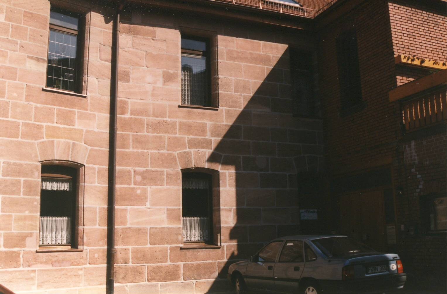 Hausfassade aus Sandstein instand gesetzt
