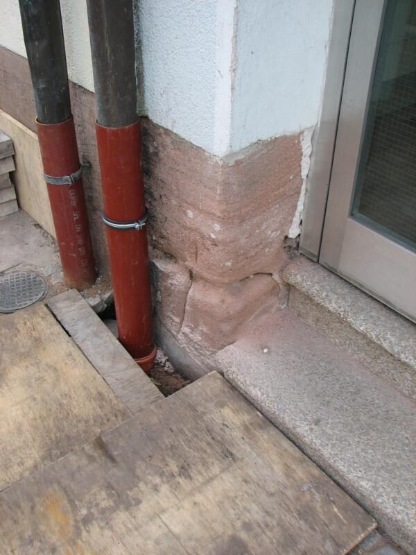 Sockelband an einem Wohnhaus erneuert