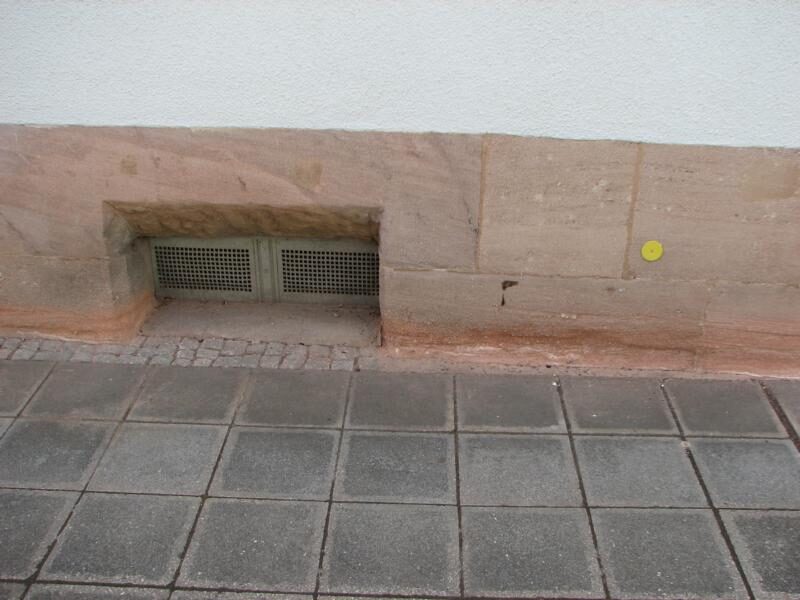 Sockelband an einem Wohnhaus erneuert