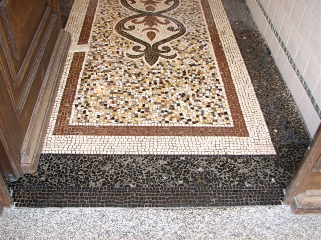 Terrazzoboden mit Fehlstellen instand gesetzt