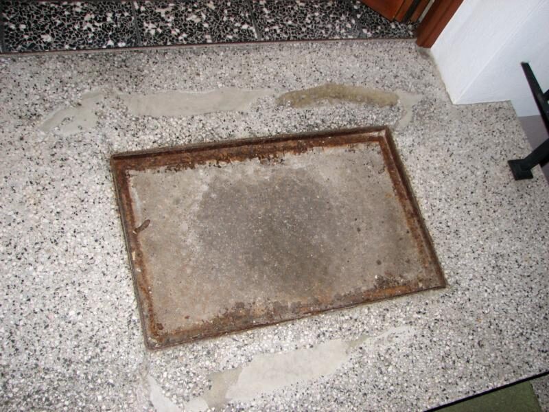 Eingangsbereich aus Terrazzo repariert