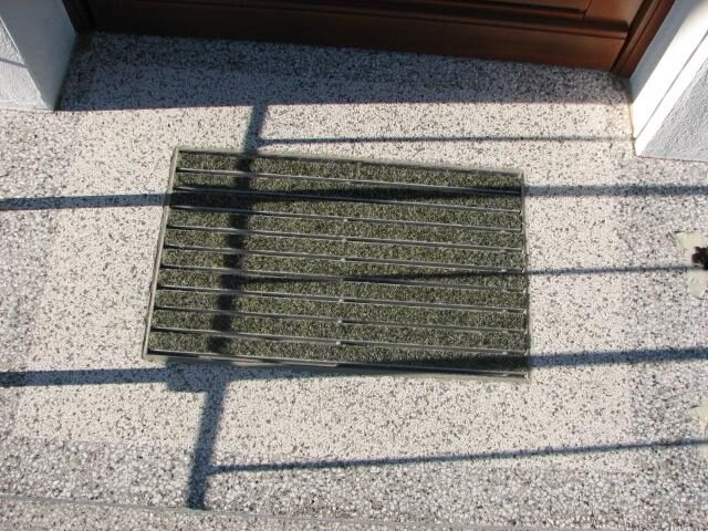 Eingangsbereich aus Terrazzo repariert