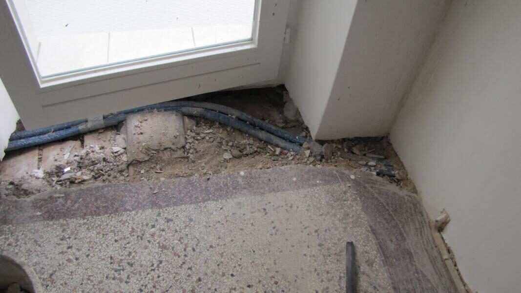 Küchenboden aus Terrazzo aufgearbeitet
