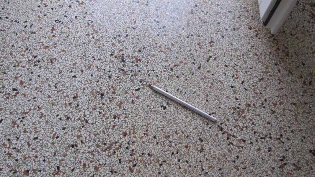 Küchenboden aus Terrazzo aufgearbeitet