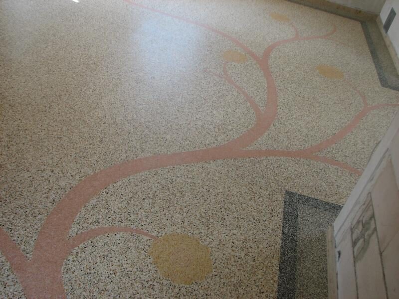 Terrazzo neu gegossen, mit eingelegter Sonne