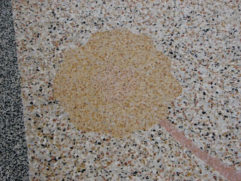 Terrazzo neu gegossen, mit eingelegter Sonne