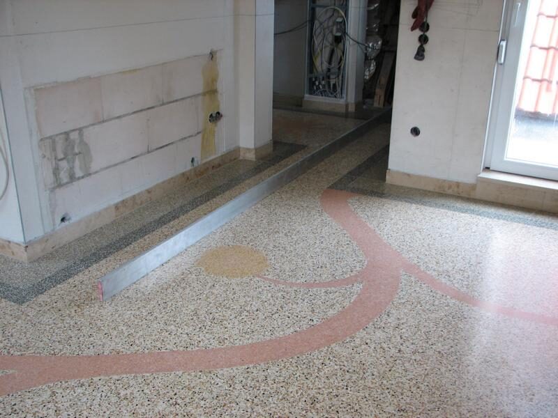 Terrazzo neu gegossen, mit eingelegter Sonne