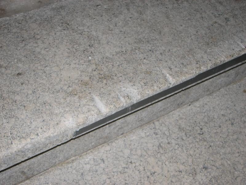 Treppenhaus im eingebauten Zustand abgeschliffen